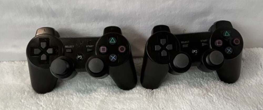 Set of 2 Generic Wireless P3 Controllers for‎ PlayStation 3 Black